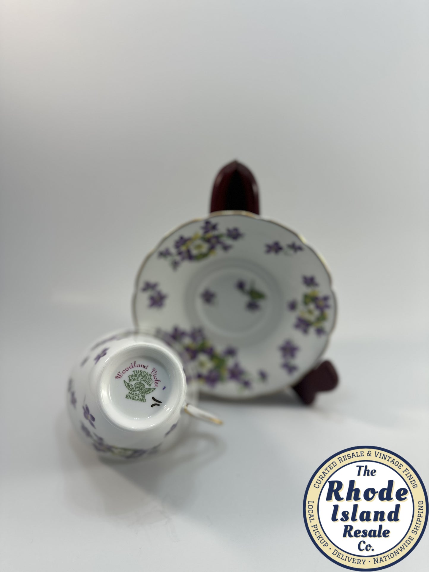 Vintage Bone China Teacup & Saucer Set (Tuscan England)