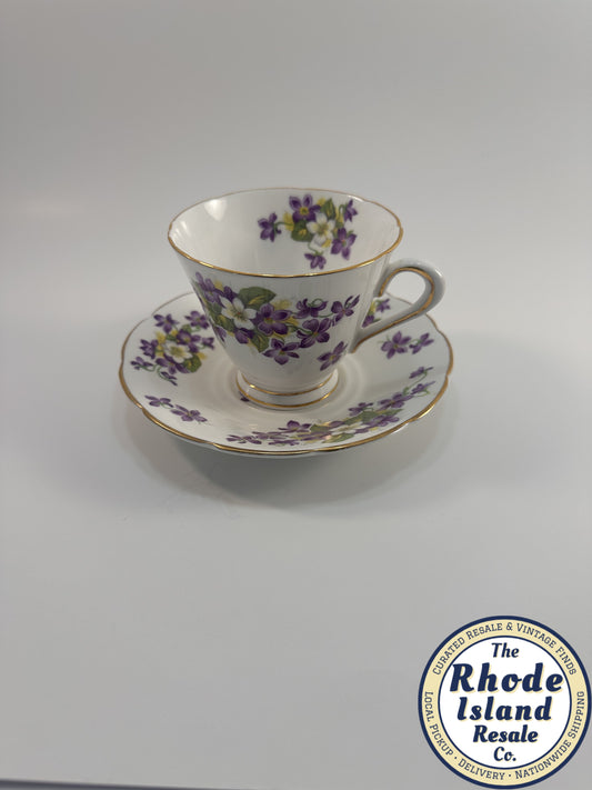 Vintage Bone China Teacup & Saucer Set (Tuscan England)